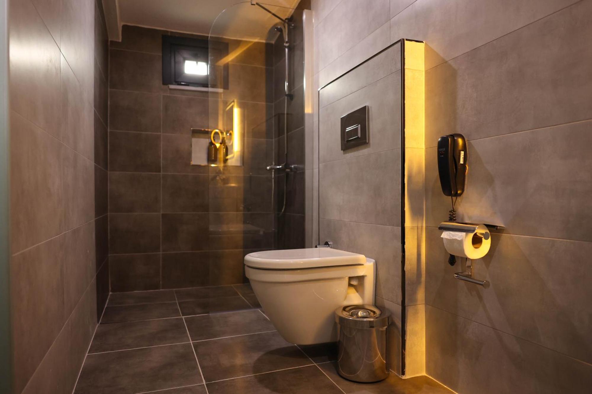 Gardenmode Airport Hotel Tasoluk Bagian luar foto